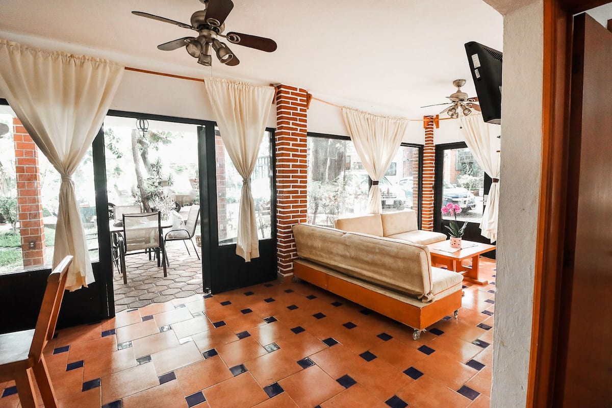 2 chambres, Wi-Fi gratuit, draps fournis