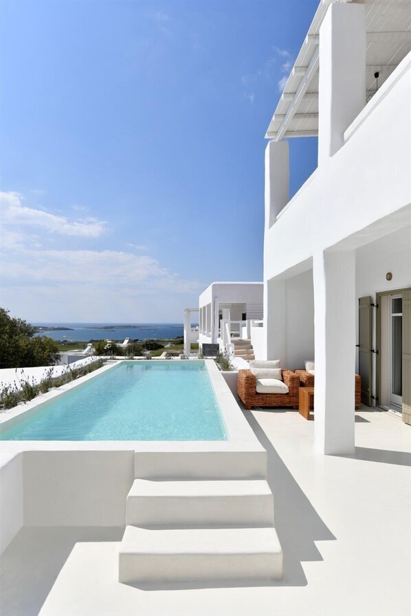 Outdoor pool - Ciel Villas Paros (Paros)