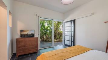 2 camere, una scrivania, ferro/asse da stiro, Wi-Fi gratuito