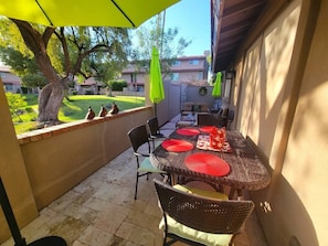 Outdoor dining