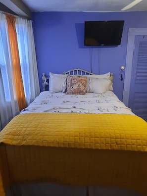 2 chambres, fer et planche à repasser, Wi-Fi gratuit, draps fournis