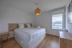 1 chambre, fer et planche à repasser, Wi-Fi, draps fournis