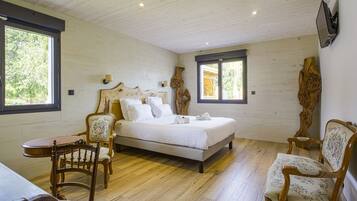 3 chambres, fer et planche Ă repasser, Wi-Fi, draps fournis