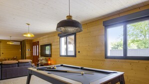 Spielezimmer