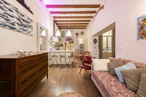 Living area - Florence Hideaway apartment by Mmega (Firenze)