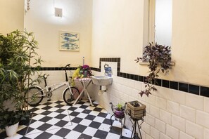 Interior - Florence Hideaway apartment by Mmega (Firenze)