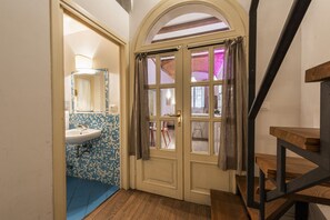 Interior - Florence Hideaway apartment by Mmega (Firenze)