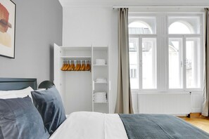 3 sovrum, strykjÀrn/strykbrÀda, wi-fi och sÀngklÀder