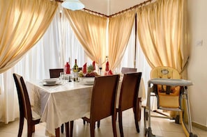 House | 3 bedrooms, WiFi