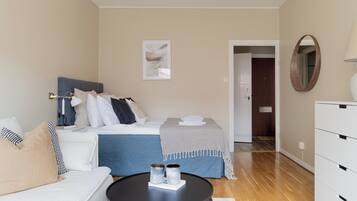 1 bedroom, iron/ironing board, free WiFi, bed sheets