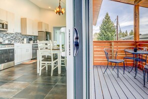 House | Terrace/patio