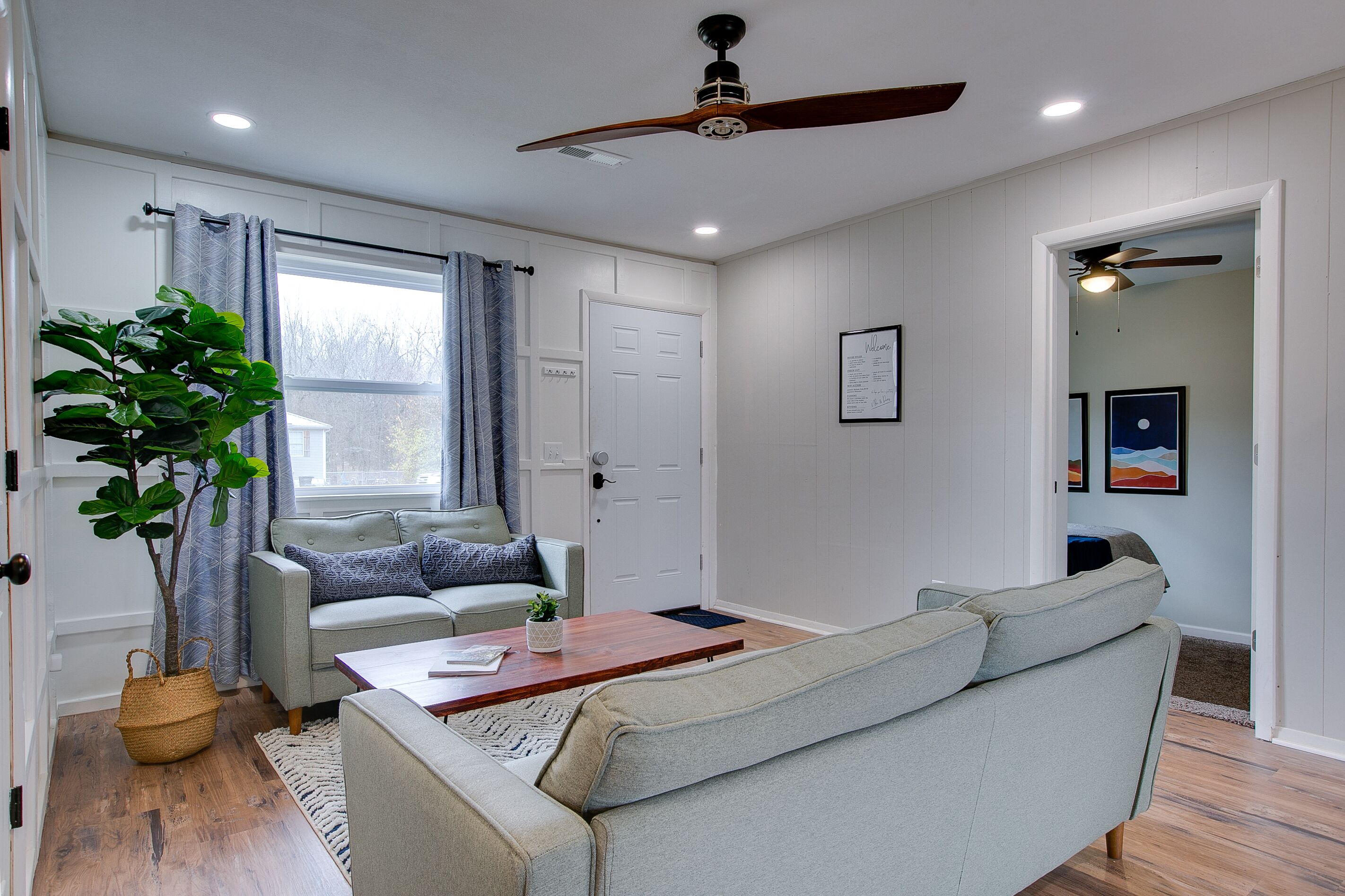 Charming modern duplex minutes to downtown Fayetteville