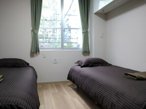 2 bedrooms, free WiFi, bed sheets - (Taito-ku)