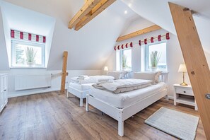 2 soverom, strykejern/-brett, wi-fi og sengetøy