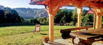 Rural Croatian Estate with Sauna, private Forest, Garden, Nature Spa 