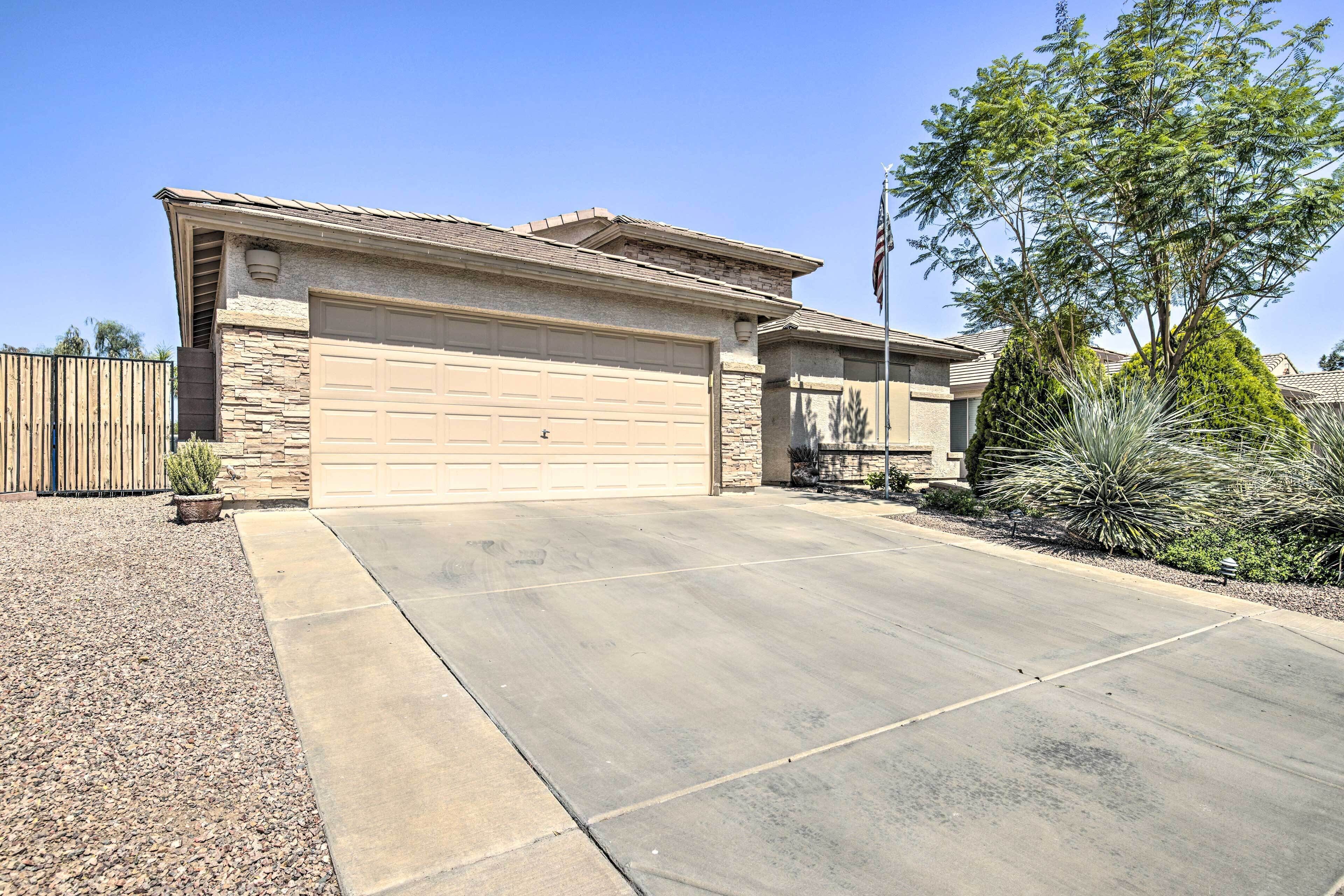Luxe Chandler Home w/ Resort-Style Amenities!