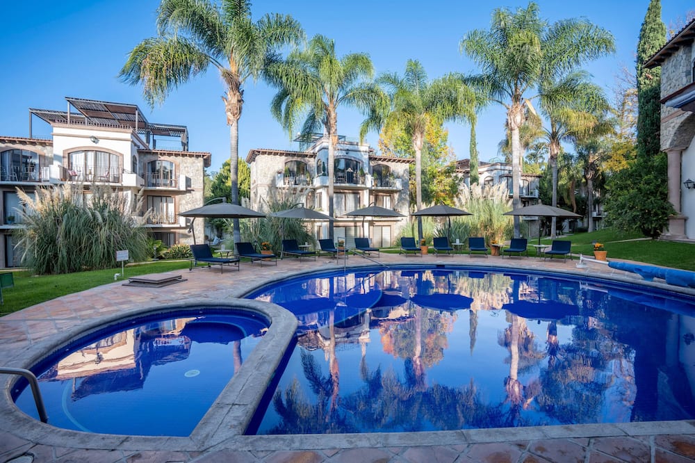 HOLT - Boutique 2BR Puente Viejo Residencial
