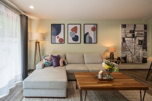 Superior Apartment | Living area | 50-inch Smart TV with cable channels, TV, Netflix -  HOLT - Boutique 2BR Puente Viejo Residencial (San Miguel de Allende)