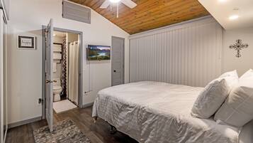 1 dormitorio, tabla de planchar con plancha, wifi gratis y ropa de cama