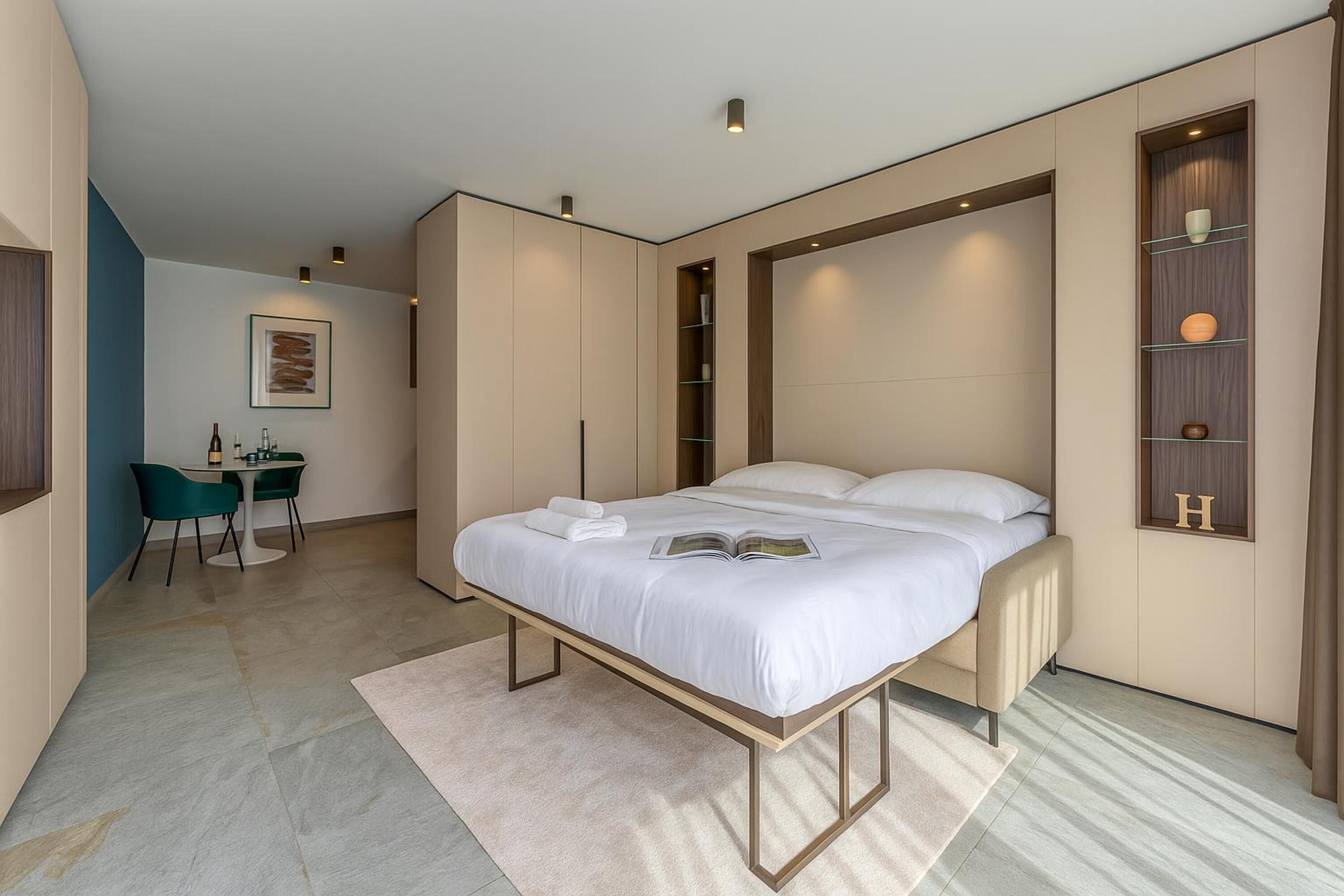 Ferros/tábuas de passar roupa, Wi-Fi de cortesia, roupa de cama