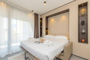 Iron/ironing board, free WiFi, bed sheets - ICON H Lugano 201 Suite Micro-Living, Lugano, Switzerland (Lugano)