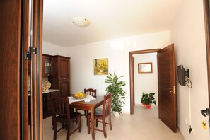 Dining - Pescoluse: Appartamento di Lusso (Pescoluse)