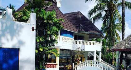 Lovely 4-bed Villa Family Oriented or a Smallgroup