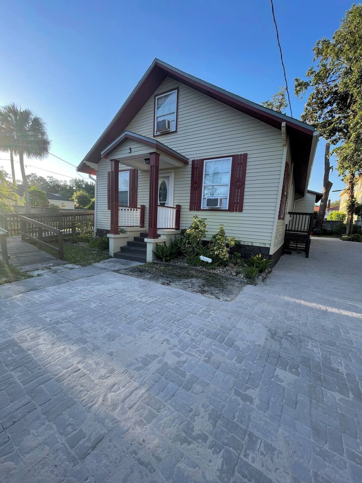 Photo 2 of Location Off San Marco, walking distance to many activities and attractions