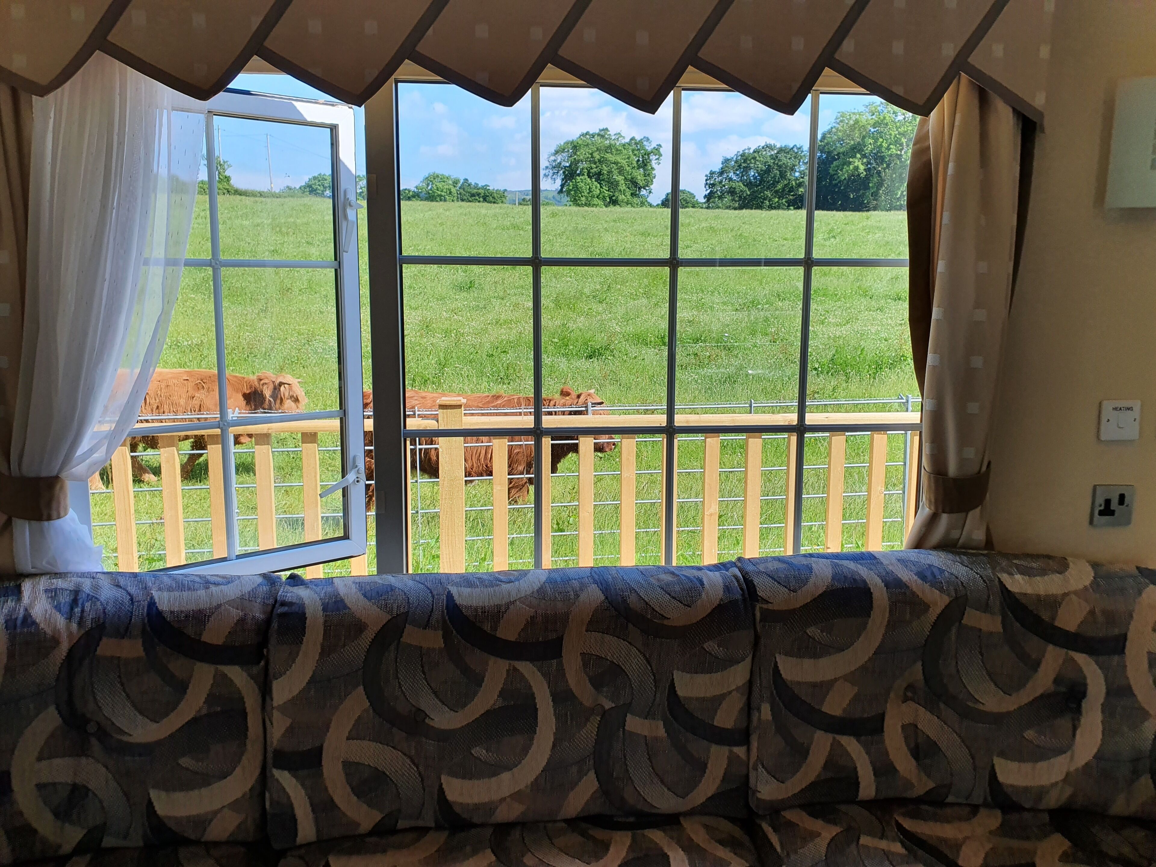 Cabin | 2 bedrooms, free WiFi, bed sheets