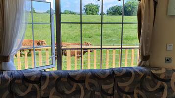 Cabin | 2 bedrooms, free WiFi, bed sheets