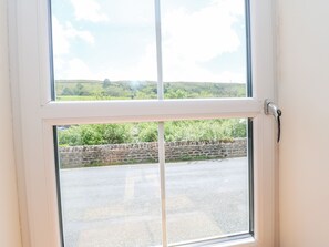 Cottage | Interior - Wayside Farm (Richmond)