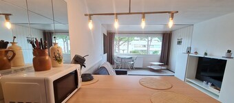 Le 28 air-conditioned with sea view