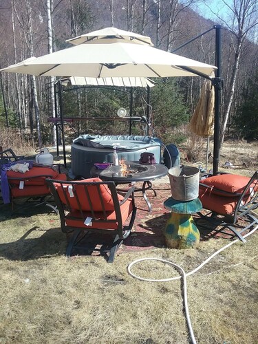 Birdhouse Cabin Rental LLC / Near Girdwood or Anchorage