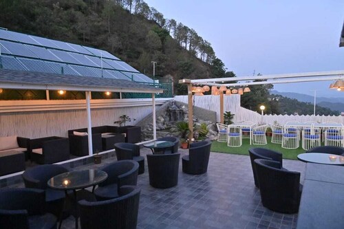 Hotel Hemkunth