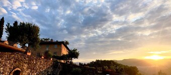 Elegant villa: 6 dble beds/baths