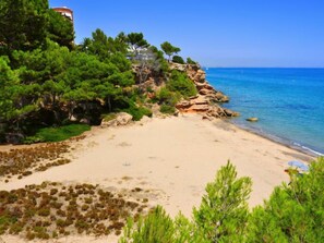 Beach - Duc Medinacelli by Interhome (Miami Platja)