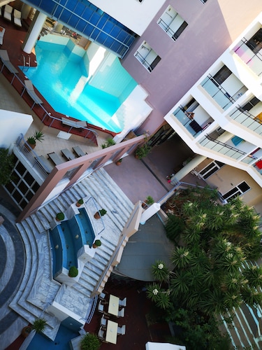 Santa Marina Unique Hotel