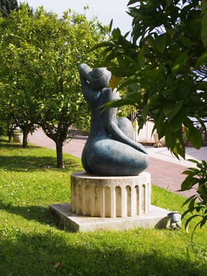 Exterior detail - Charming villa with garden in Vence, the city of art (VENCE)