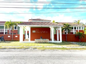 Exterior - 2 bed 2 bath Pool spacious apartment (Bávaro)