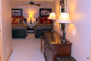 1 bedroom, iron/ironing board, WiFi, bed sheets - Eden Studio Suite minutes to Powder Mountain, Snowbasin & Nordic Valley  (EDEN)