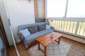 TV - JARDINS III B 2 Roses / Roses - INTERimmo (Rosas / Roses)