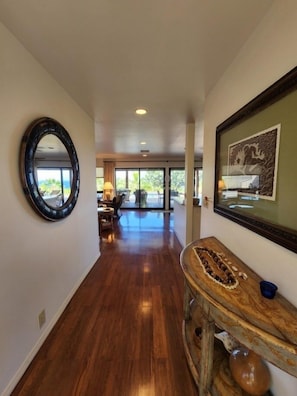 Villa, 3 Bedrooms | Living room | Smart TV