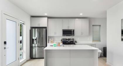 Chase's sweet suite - Micro Studio - 91Walkscore