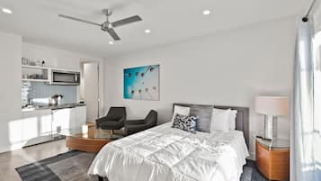 Bügeleisen/Bügelbrett, WLAN, Bettwäsche