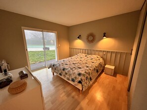 4 bedrooms, desk, iron/ironing board, free WiFi - Peaceful villa in the heart of the entre-deux mers vineyards, 15min from Bordeaux (Lignan-de-Bordeaux)