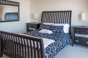 2 bedrooms, desk, iron/ironing board, free WiFi - Great Rates, Hot Tub, Tranquil Views & Location (Park City)