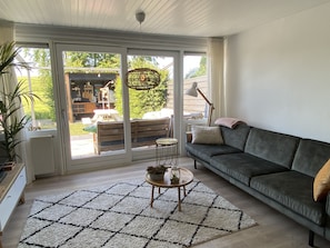 Smart TV - Hot tub! Next to Beach (Lemmer)