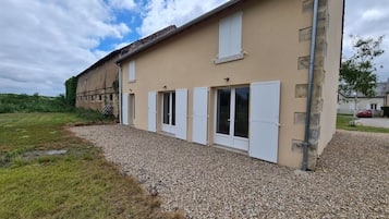Esterni