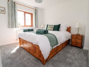 Cottage | Interior - Top House (Settle)