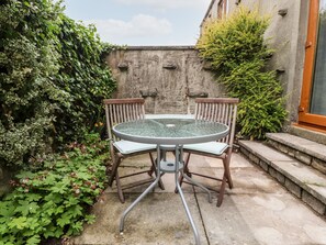 Cottage | Interior - Top House (Settle)